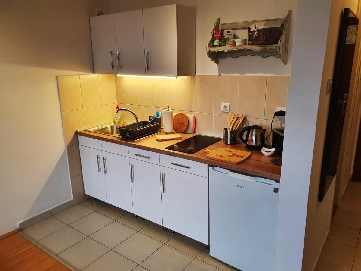 Apartman 64 - Besplatan Parking Za Goste Novi Sad Eksteriør bilde