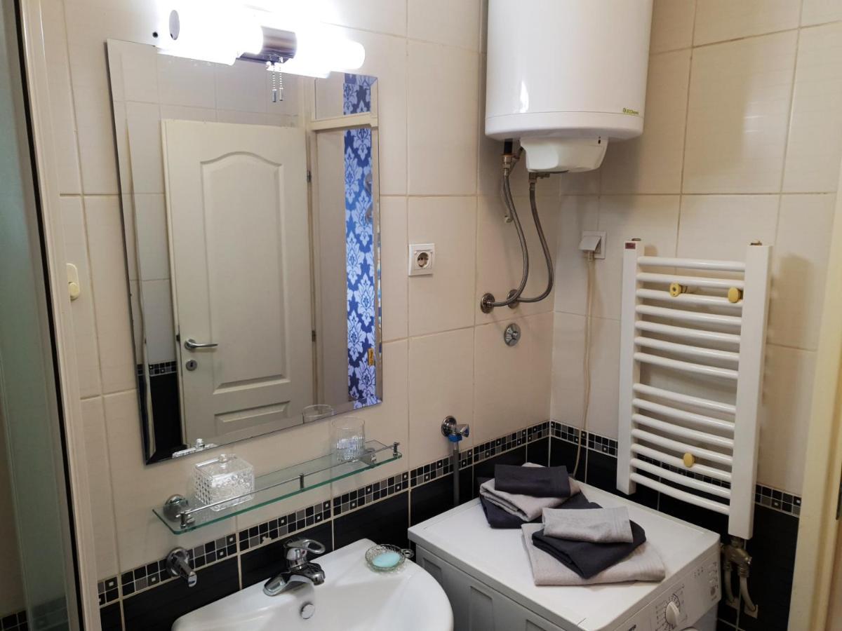 Apartman 64 - Besplatan Parking Za Goste Novi Sad Eksteriør bilde